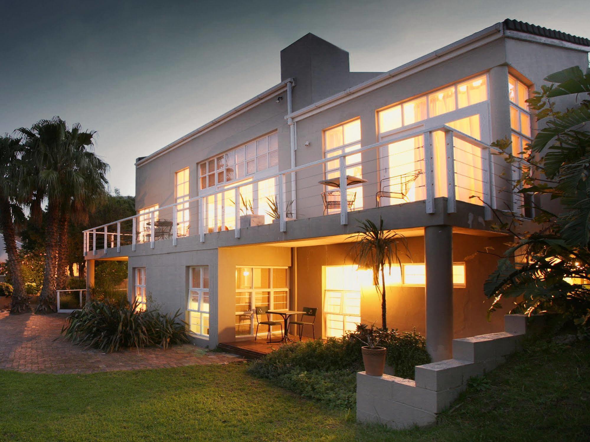 Art Gallery Guest House - Thandekayo Hout Bay Extérieur photo