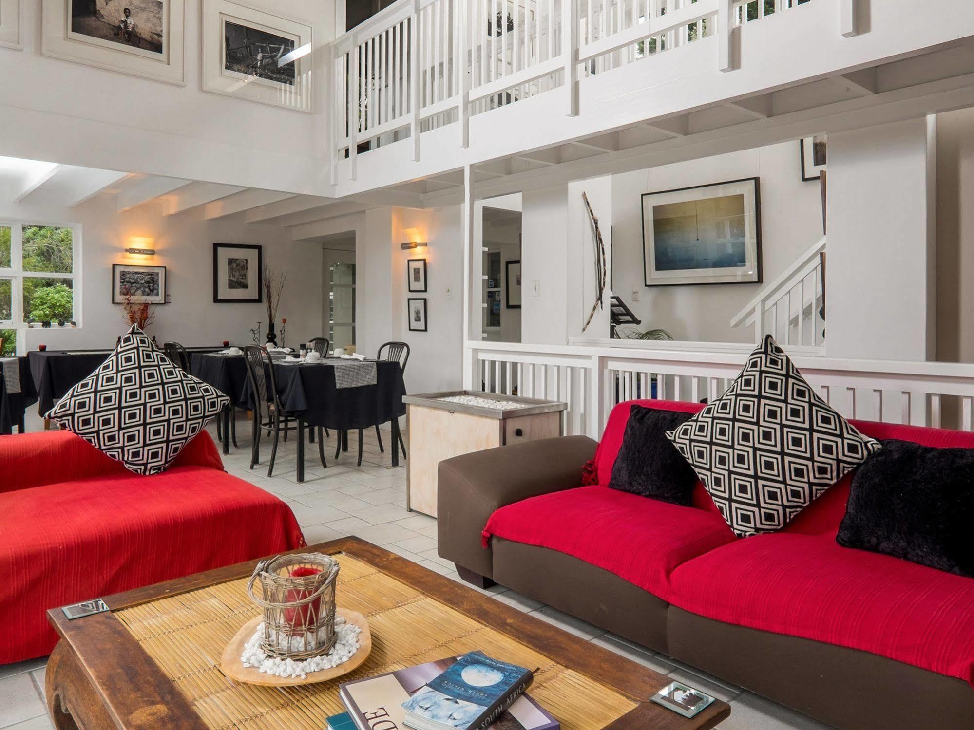 Art Gallery Guest House - Thandekayo Hout Bay Extérieur photo