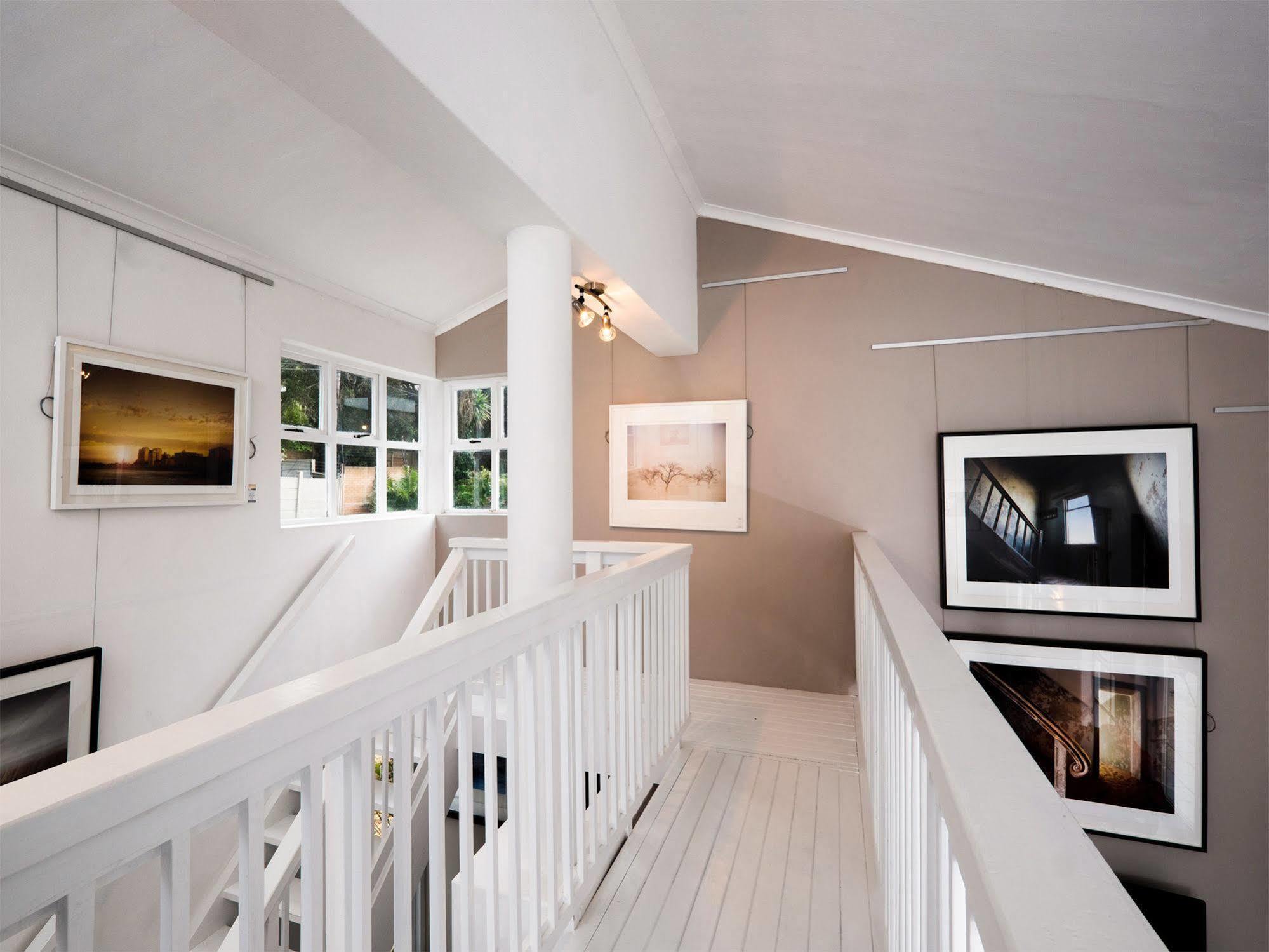 Art Gallery Guest House - Thandekayo Hout Bay Extérieur photo
